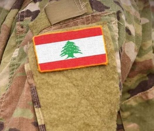 Four Lebanese Soldiers Injured in Border Clashes with Syrian Gunmen 