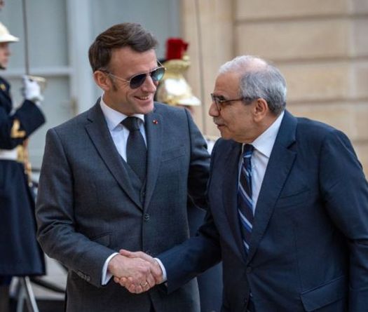 Macron reçoit Salam à l’Élysée: «Nous sommes aux côtés du Liban»