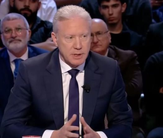 Raggi Open to Negotiations With Israel